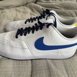 Nike White and Blue Sneakers